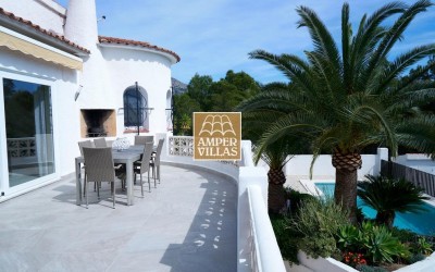  Cozy villa with lovely views of the sea and Altea.